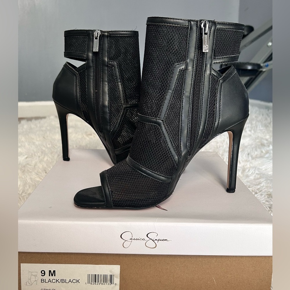 Jessica Simpson heel shoes open toe